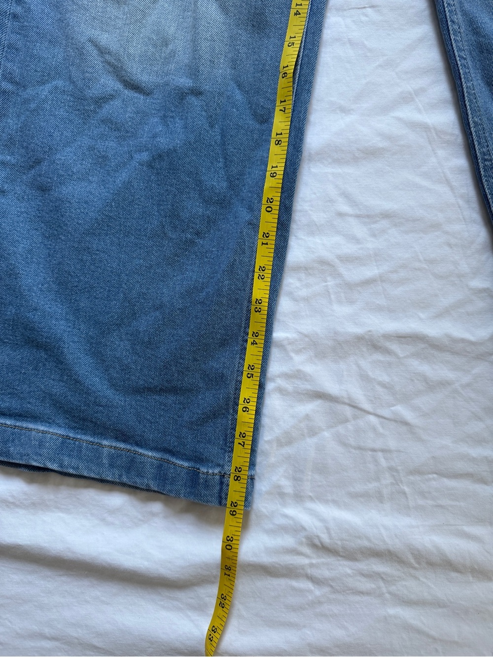 Gap Women’s High Rise Stride Ankle Jeans, size 26L, medium wash - Picture 9 of 16